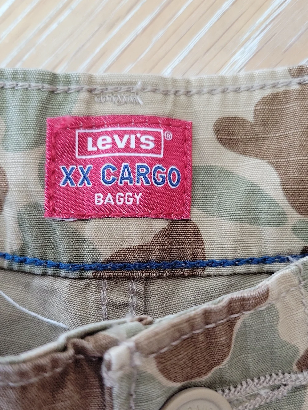 Levi's XX Cargo Men's Baggy Pants Slightly Tapered Leg 30X30 Camouflage NWT